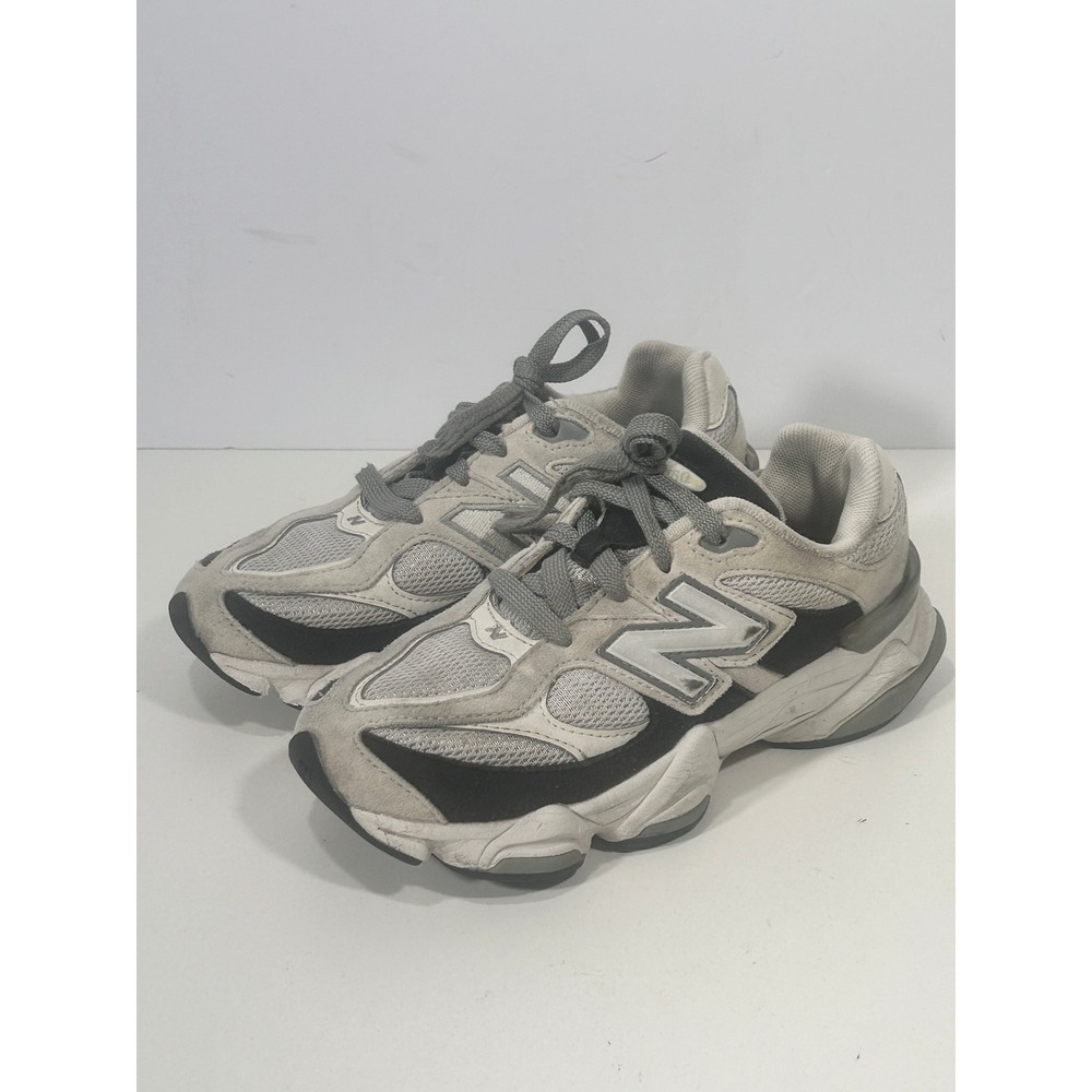 New Balance 9060 Rain Cloud Grey White Boys Sneakers PC9060RB Size 2.5Y